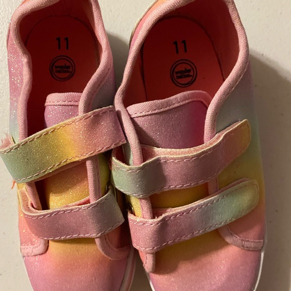 Girls Shoes - Picture 3 of 3